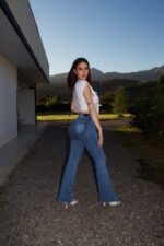 Jeans Flare Celeste Destroyed - Imagen 3