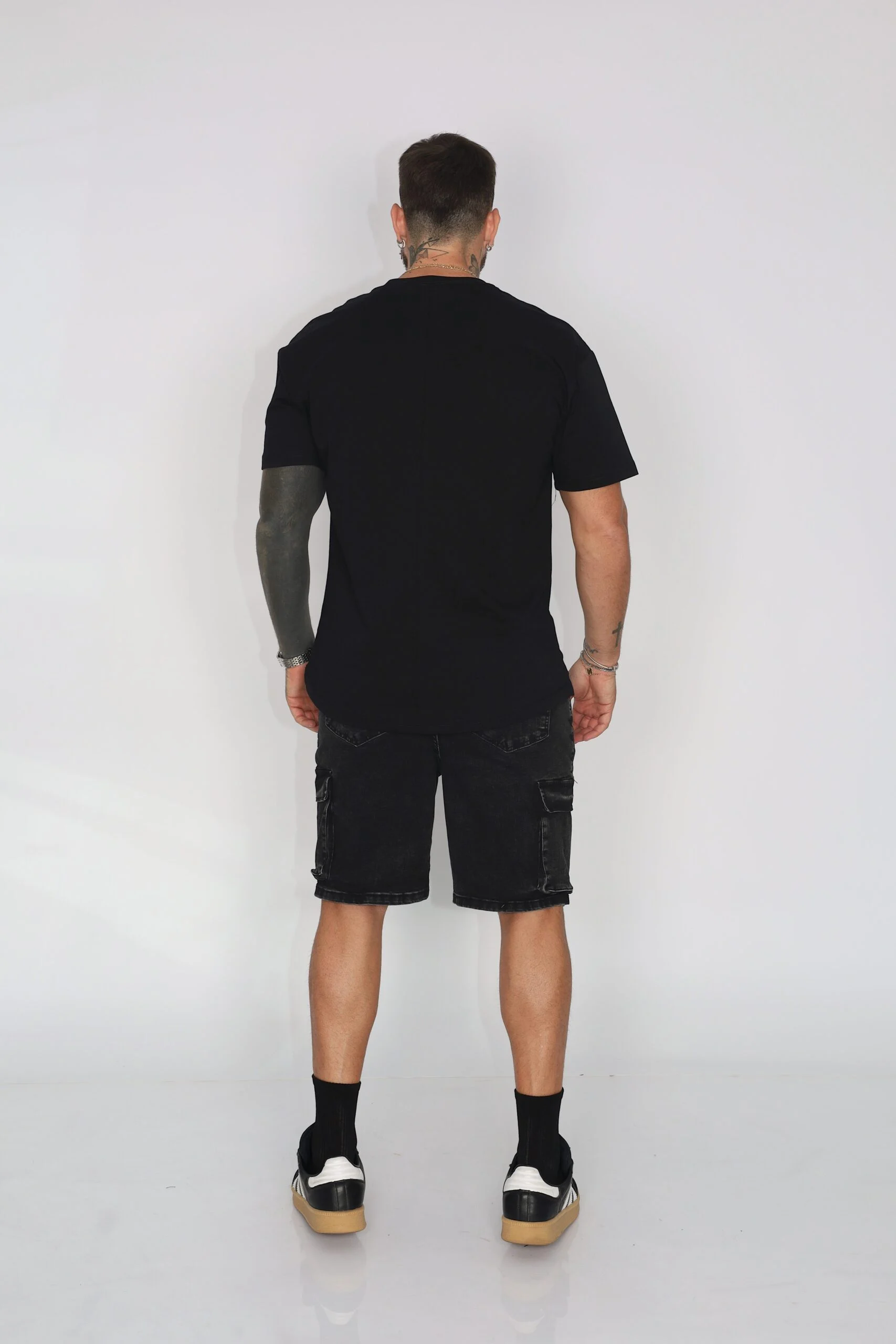 Short Men Cargo Black - Vista 3