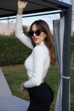 J/W Flare four button Black - Imagen 5