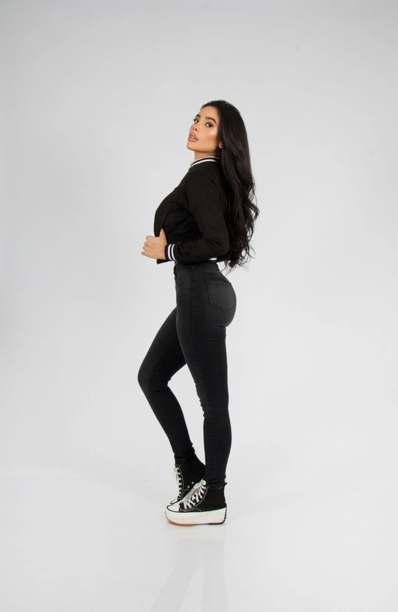 Jacket Woman Gamuza White and Black - Vista 3